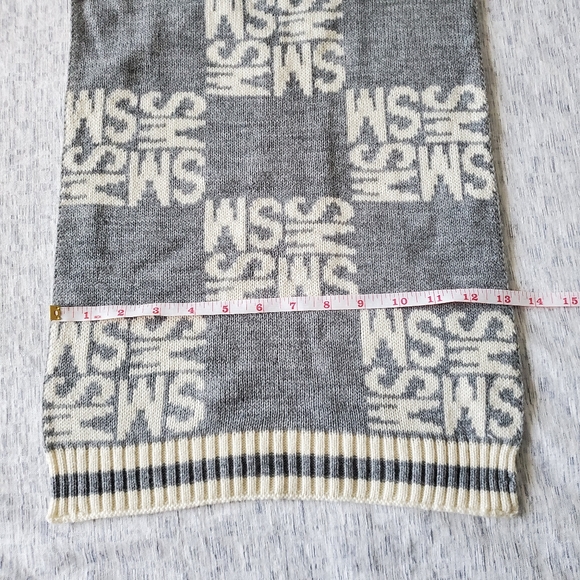 Steve Madden Scarf - Picture 4 of 4